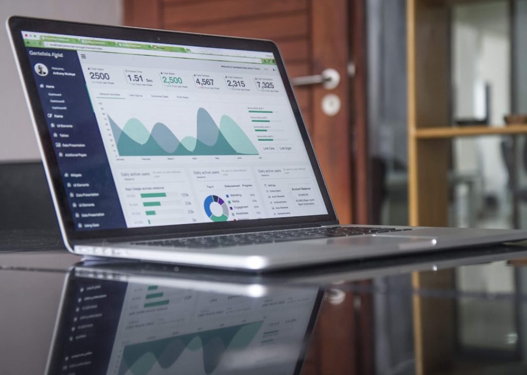découvrez les meilleures stratégies et outils pour exceller en gestion d'entreprise, optimiser vos ressources et assurer la croissance durable de votre activité.