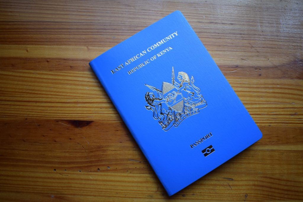 renouvellement de titre de séjour : guide complet pour faciliter vos démarches et assurer la continuité de votre statut légal en france.