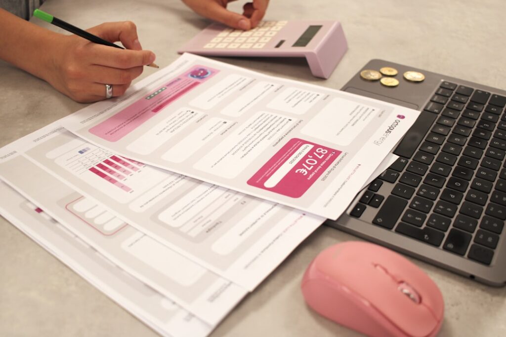 gérez efficacement la paie de votre entreprise avec nos solutions de gestion de la paie fiables et automatisées, adaptées à vos besoins.